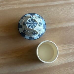 Vintage Jane Asher hat trinket box